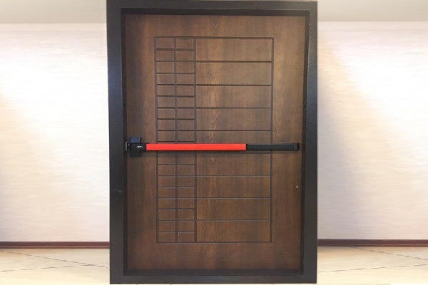 عایق پشم سنگ درب های عایق درب عایق ساختمان پشم سنگ در درب عایق تکین عایق درب عایق چوبی takinayegh